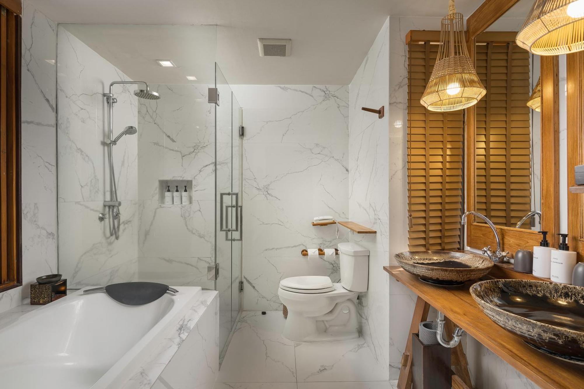 Alojamiento Deluxe con jacuzzi y vistas al mar
